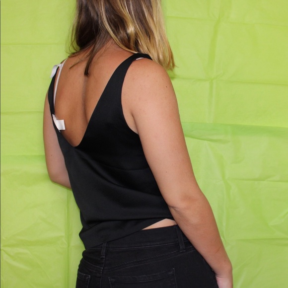 Black H&M tank - Picture 3 of 3